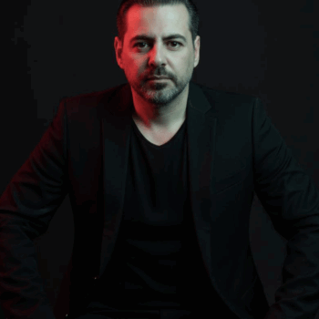 Ян Нахапетов