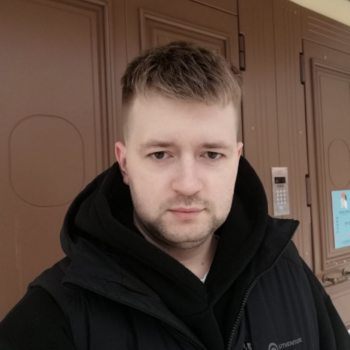 Никита Сергеевич Комаров
